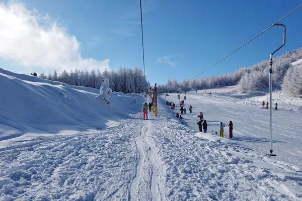 神農(nóng)架滑雪場(chǎng)有幾個(gè) 神農(nóng)架滑雪場(chǎng)開放時(shí)間2021